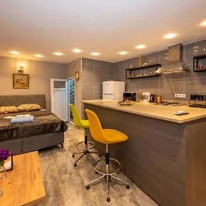 Hotel Mymoon