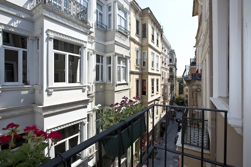Snog Rooms & Suites İstanbul 5*,